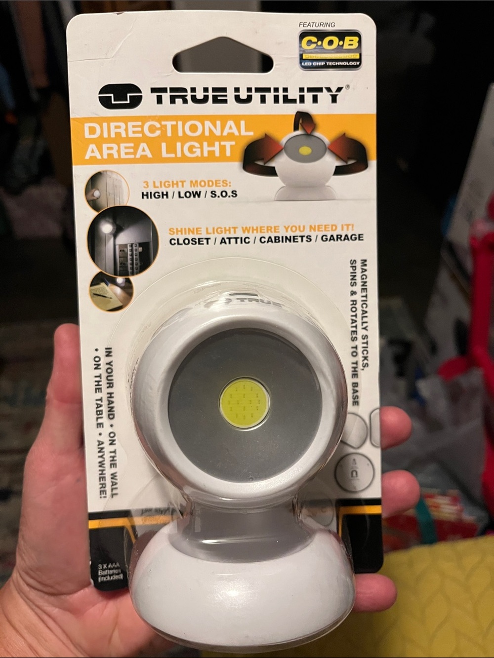 True Utility Directional Area Light - Picture 3 of 3